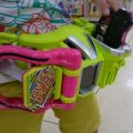 仮面ライダーエグゼイドにドはまりの3歳児、ゲーマドライバーで変身特訓をする